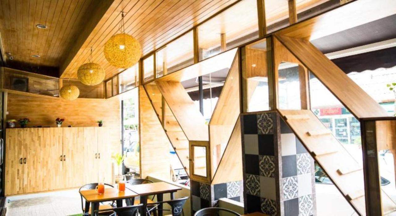 Patong Cat Story Hotel מראה חיצוני תמונה