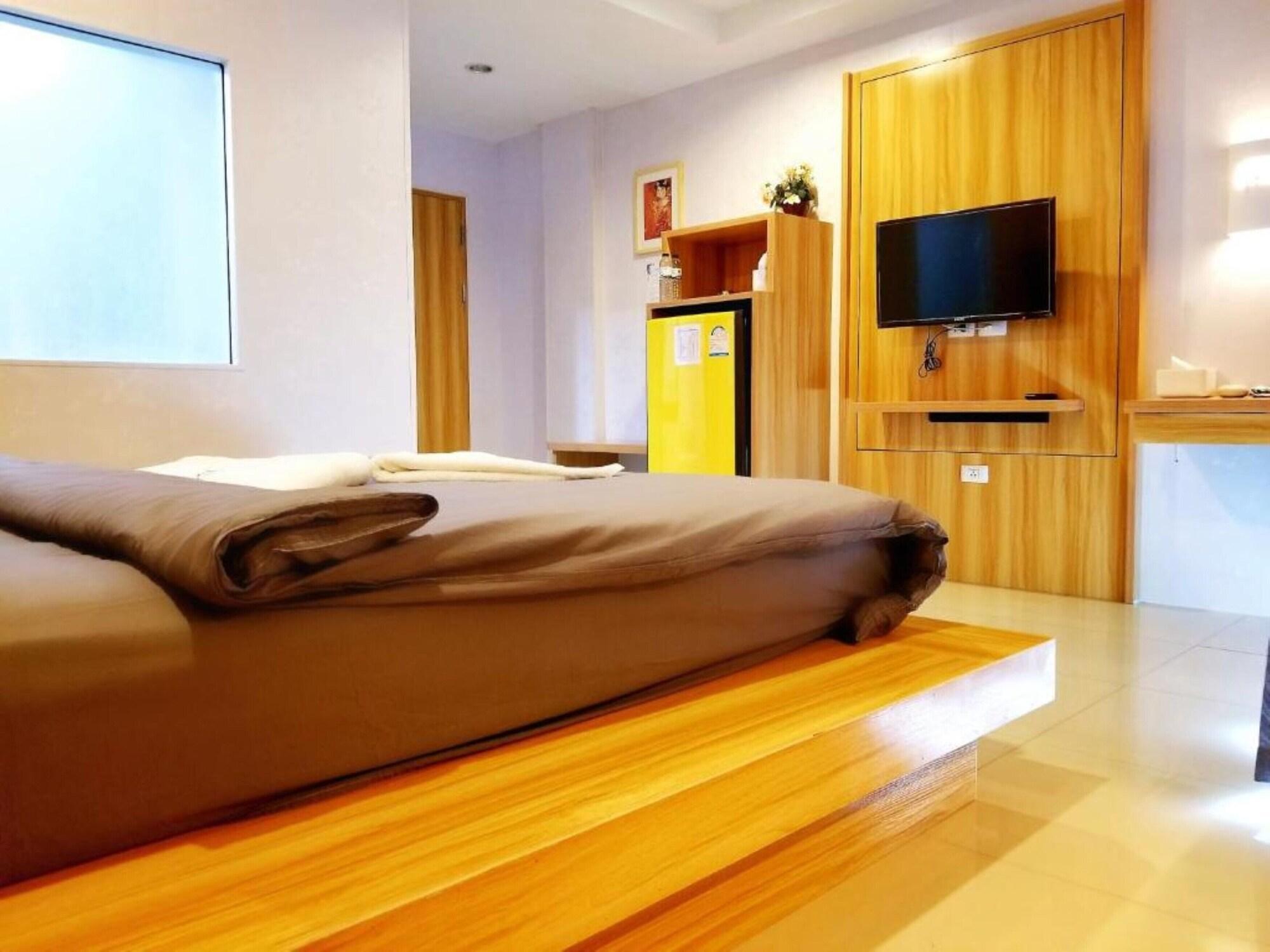 Patong Cat Story Hotel מראה חיצוני תמונה